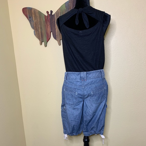 Tommy Hilfiger Cargo Jean Shorts - Picture 5 of 6